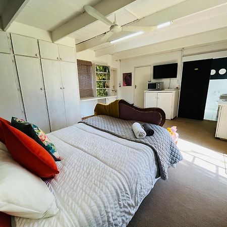 The Gallery Lounge Potchefstroom Bagian luar foto