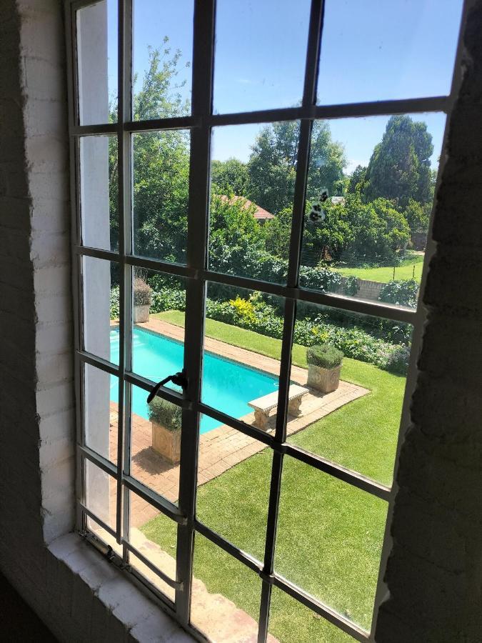 The Gallery Lounge Potchefstroom Bagian luar foto